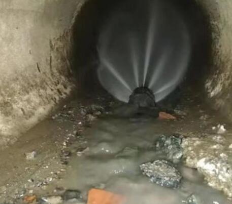 文教镇市政管道清淤