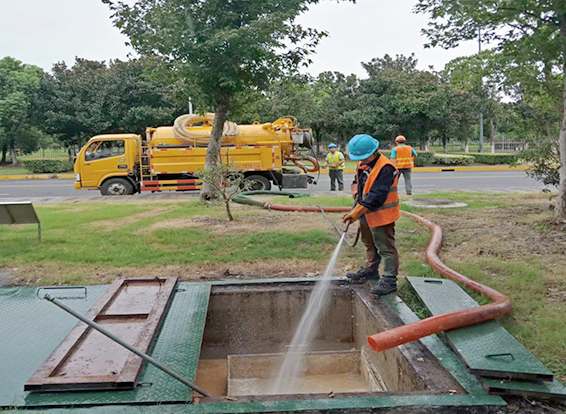 文教镇化油池清理